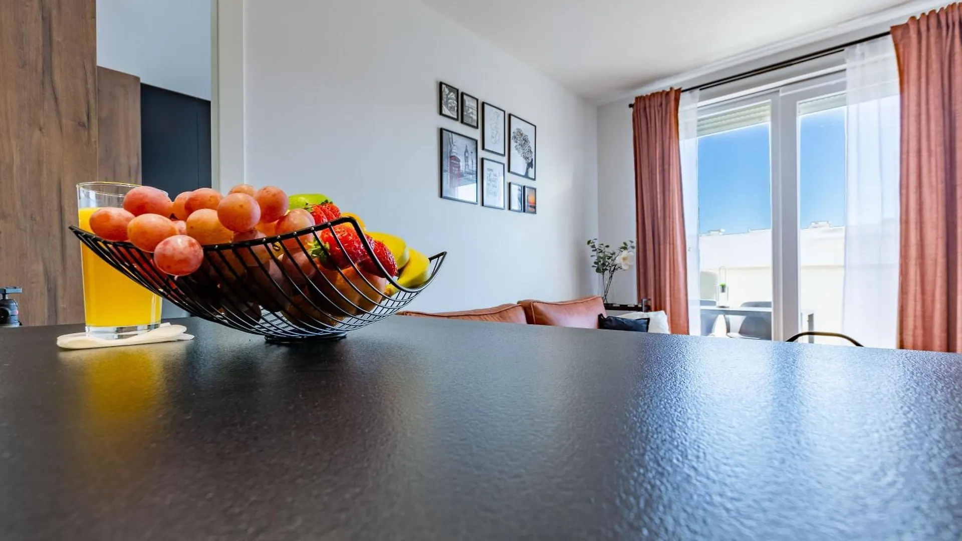 Maraschino 2Br Apt Balcony Garage And Bbq Zadar Apartment